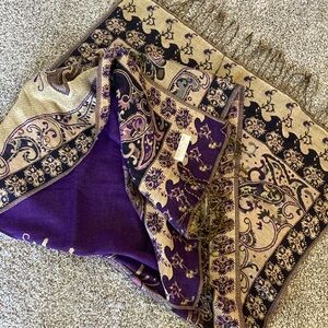 Elegant Purple and Beige Paisley Scarf